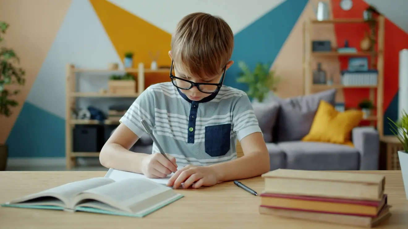 Soutien scolaire — photo d'illustration